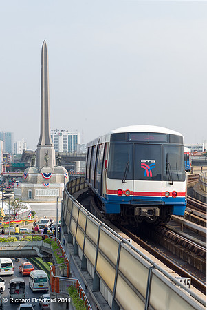 L1000811