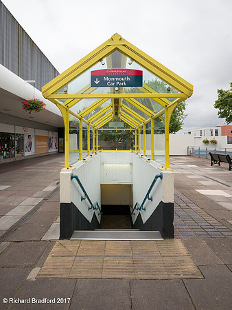 L1002679