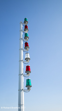 L1003045
